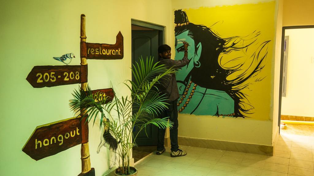 Zostel Varanasi Hostel Bagian luar foto